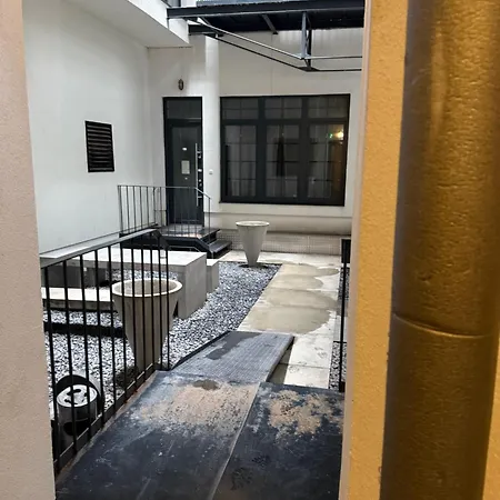 Апартаменты Szip Loft Astoria 1- Downtown